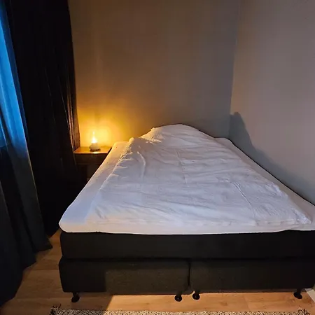 Apartment Stor Og Ny Med Fjordutsikt