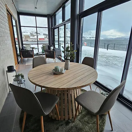 Stor Og Ny Med Fjordutsikt Apartment *