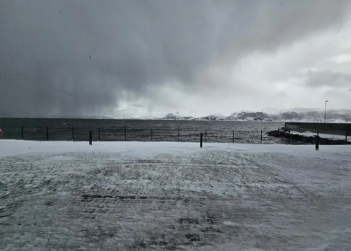 Stor Og Ny Med Fjordutsikt Apartment *